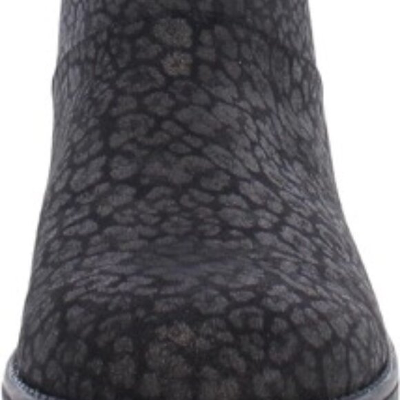 GBG Los Angeles Alena Women's Short Ankle Bootie Black Size 6 - Picture 4 of 4